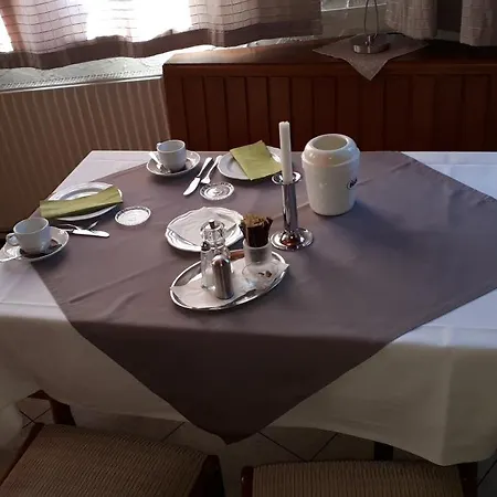 Deutsches Haus Garni