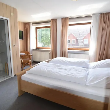 Deutsches Haus Garni *